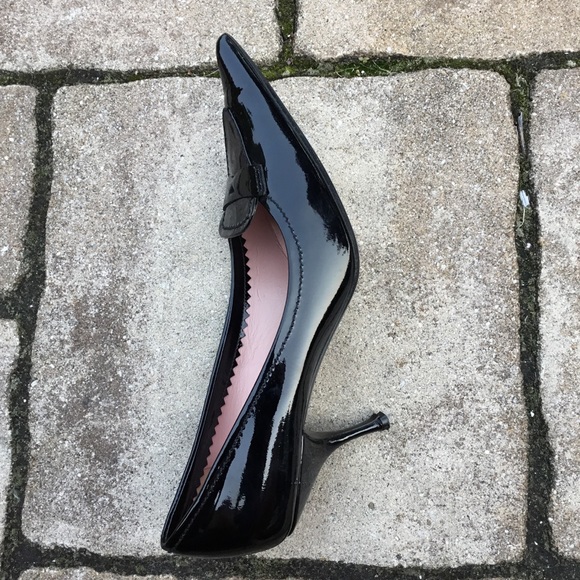 Miu Miu Amputee Single Shoe Patent Leather Heel - Picture 12 of 13